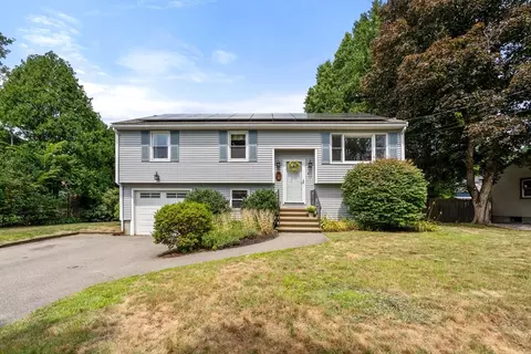 8 South St, Maynard, MA 01754