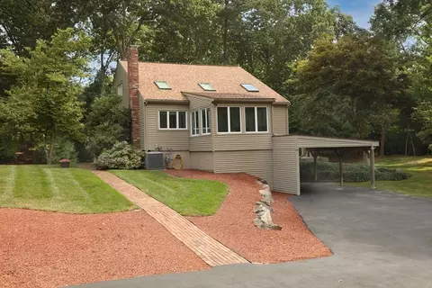 1956 Bay Rd, Stoughton, MA 02072