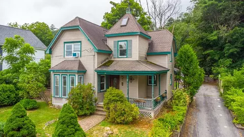 114 Pleasant St, Orange, MA 01364
