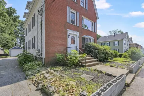 Exterior - 14 Nelson St, Webster, MA 01570 photo 3 of 5