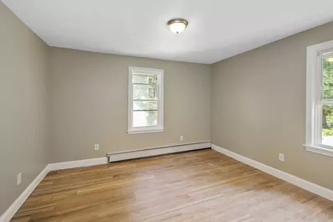Bedroom - 14 Nelson St, Webster, MA 01570 photo 1 of 9