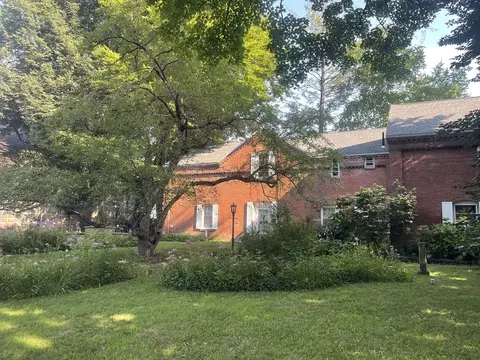 3 Bush St, Westfield, MA 01085