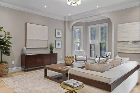 17 Alveston St #1, Boston, MA 02130