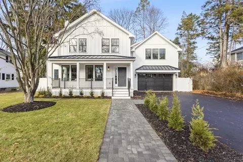 77 Halcyon Rd, Newton, MA 02459