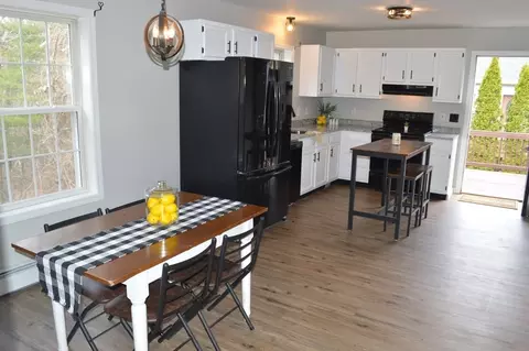 Kitchen - 75 Eagle View Dr, Douglas, MA 01516 photo 8 of 8