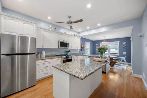 2 Minnie Ct, Boston, MA 02127 photo 10