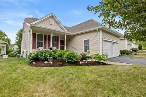 70 Old Field Rd #70, Plymouth, MA 02360