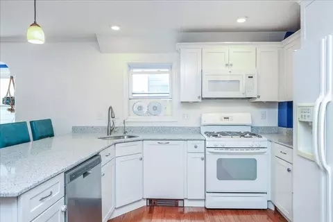 Kitchen - 33 Boardman St, Salem, MA 01970 photo 3 of 9