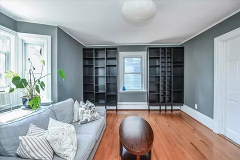 Living - 33 Boardman St, Salem, MA 01970 photo 2 of 8