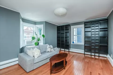 Living - 33 Boardman St, Salem, MA 01970 photo 3 of 8