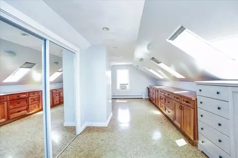 Entry Way - 33 Boardman St, Salem, MA 01970 photo 2 of 4