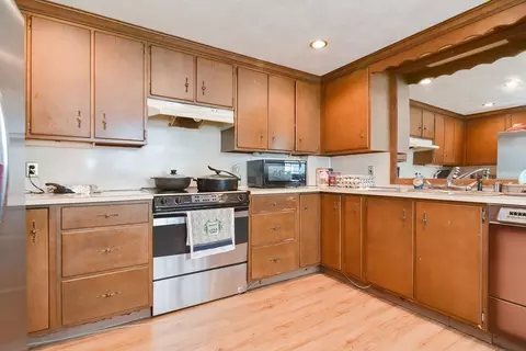 30 Central Ave, Everett, MA 02149 photo 7
