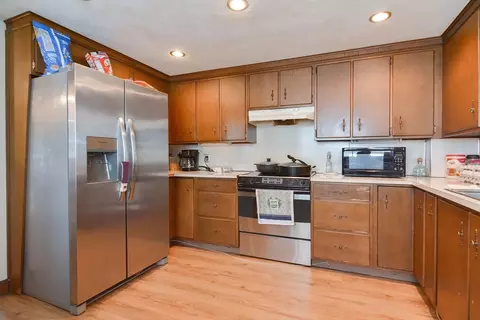 30 Central Ave, Everett, MA 02149 photo 6