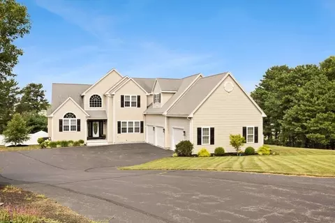23 Dundee Way, Plymouth, MA 02360
