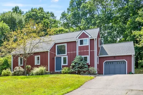 43 Blanchette Dr, Marlborough, MA 01752