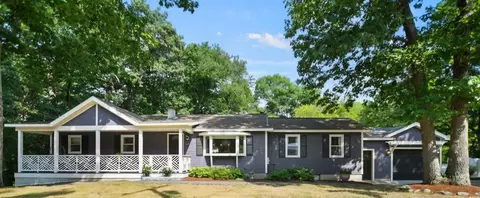 419 Acton Rd, Chelmsford, MA 01824