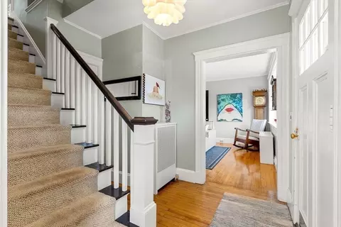 22 Birch St, Marblehead, MA 01945 photo 6