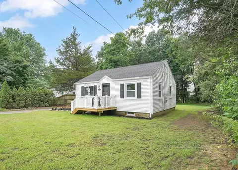 124 Stuart St, Springfield, MA 01119 photo 32
