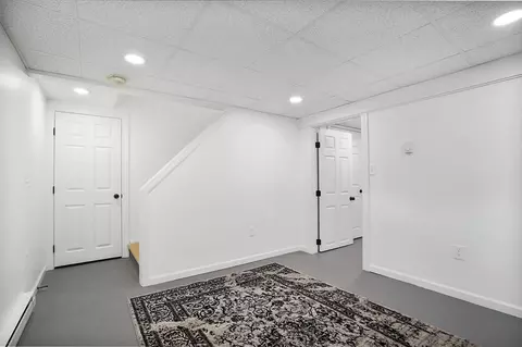 124 Stuart St, Springfield, MA 01119 photo 24