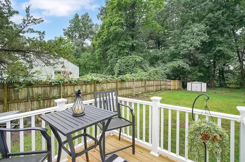124 Stuart St, Springfield, MA 01119 photo 29