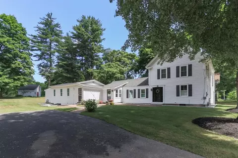 49 Willowdale Rd, Groton, MA 01450