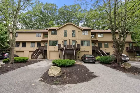151 Leland Farm Rd #151, Ashland, MA 01721