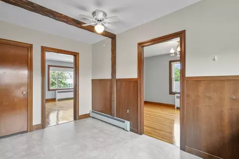 Entry Way - 25 25a Locust Ave, Worcester, MA 01604 photo 1 of 3