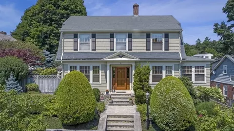 21 Savoy, Salem, MA 01970