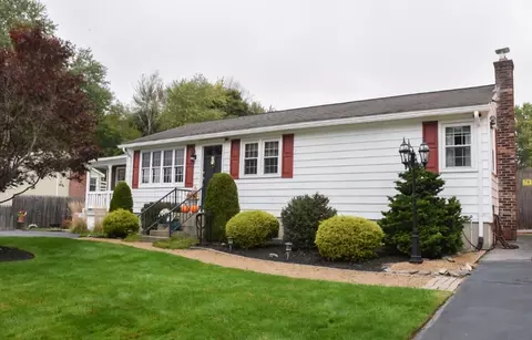 4 Harmon St, Worcester, MA 01604 photo 2