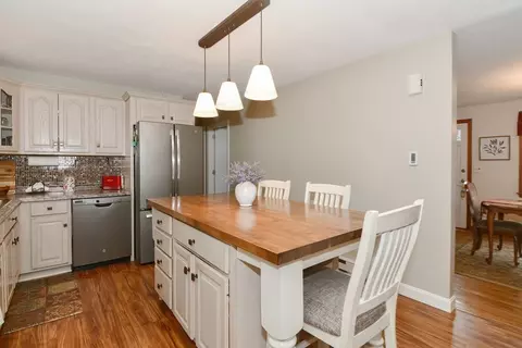 4 Harmon St, Worcester, MA 01604 photo 17