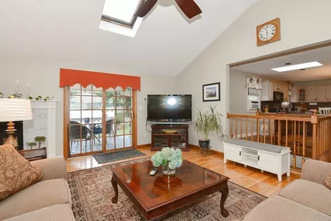 4 Harmon St, Worcester, MA 01604 photo 15