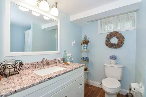 4 Harmon St, Worcester, MA 01604 photo 37