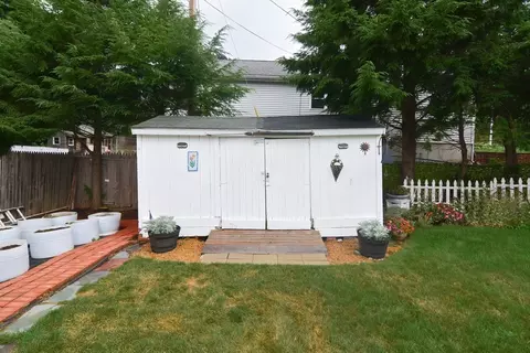 4 Harmon St, Worcester, MA 01604 photo 8