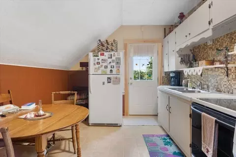 Kitchen - 4 Clara St, Worcester, MA 01606 photo 4 of 4