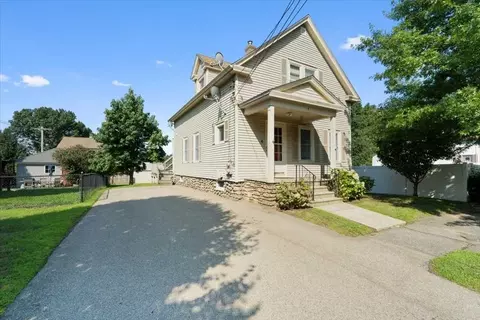 Exterior - 4 Clara St, Worcester, MA 01606 photo 3 of 6