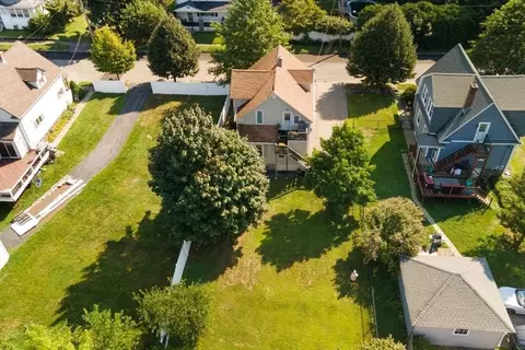 View/Area - 4 Clara St, Worcester, MA 01606 photo 2 of 6