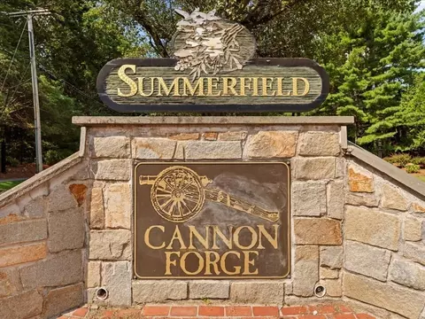 3 Farrington St #3, Foxboro, MA 02035
