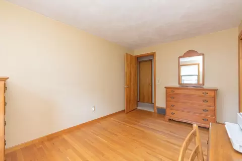 18 Brooks Pl, West Springfield, MA 01089 photo 22