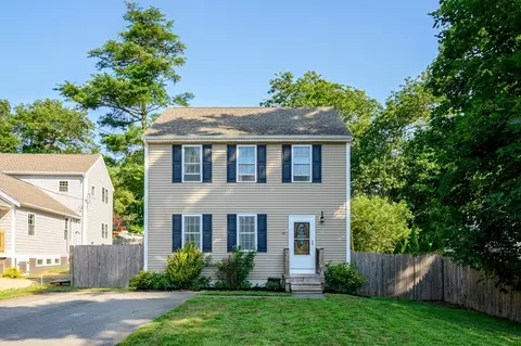 45 Indian Ave, Plymouth, MA 02360