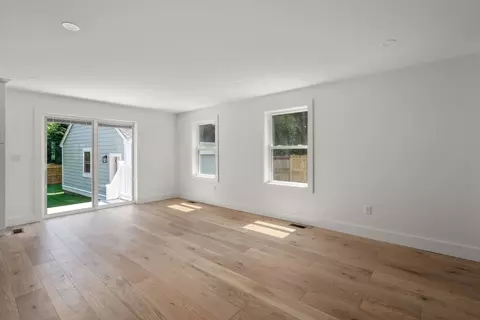 128 Webster St, Needham, MA 02494 photo 11