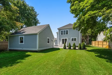 128 Webster St, Needham, MA 02494 photo 2