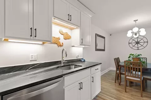 Kitchen - 4 Summit Dr #414, Reading, MA 01867 photo 1 of 5