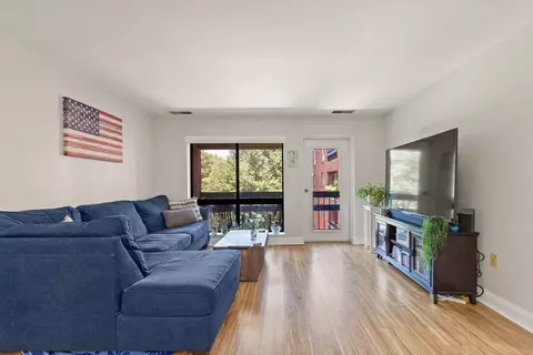 Living - 4 Summit Dr #414, Reading, MA 01867 photo 3 of 4
