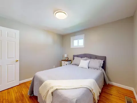 606 Pokross St, Fall River, MA 02724 photo 8