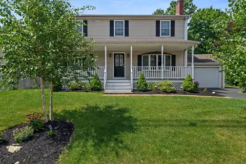 5 Kingsbury Rd, Canton, MA 02021
