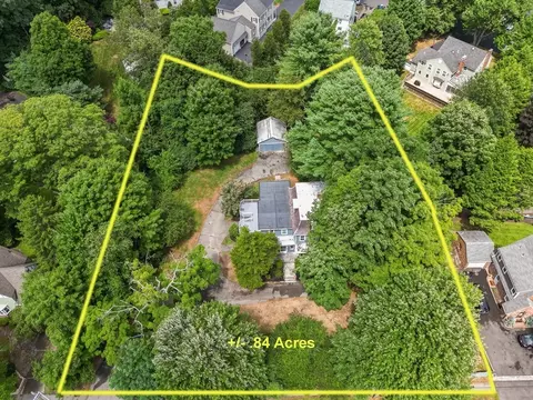 679 Worcester St, Wellesley, MA 02481