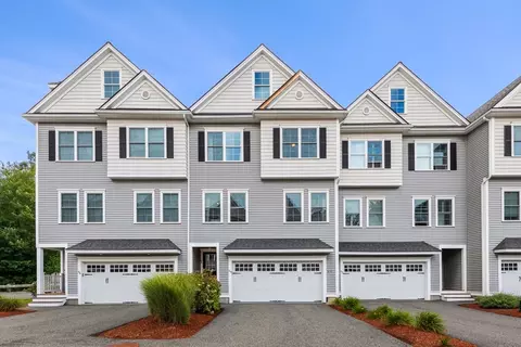 64 Compass Pt #64, North Andover, MA 01845