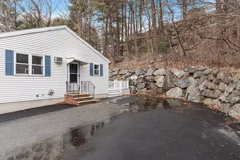 266 Walnut St, Saugus, MA 01906 photo 4