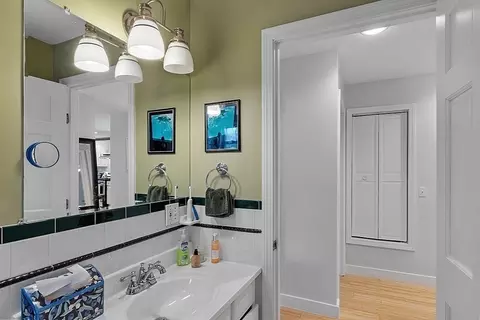 266 Walnut St, Saugus, MA 01906 photo 31