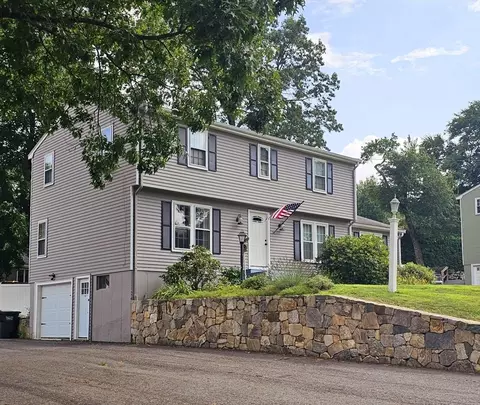 14 Brookfield Rd, Milford, MA 01757